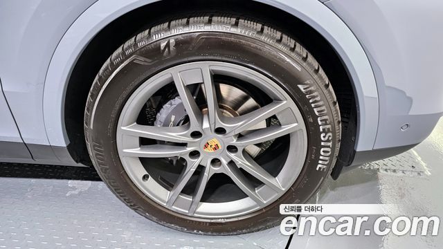 Porsche Cayenne 3.0 — пробег 16 207 км — фото 5 из 5