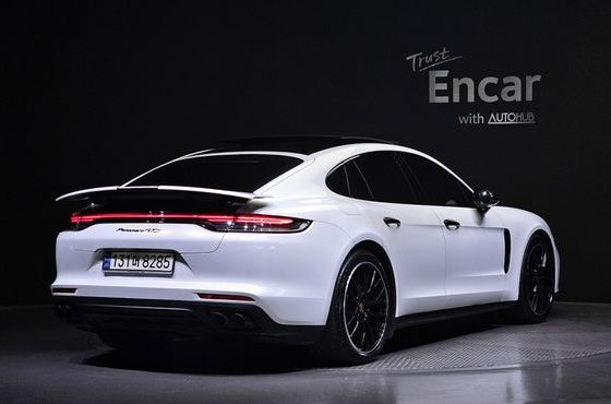 Porsche Panamera 4.0 GTS — пробег 71 759 км — фото 2 из 5