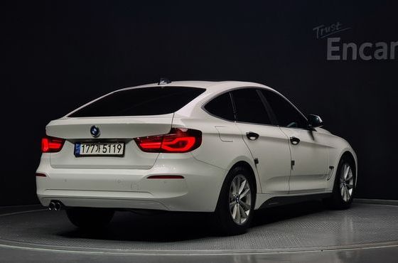 BMW Gran Turismo GT 320d — пробег 61 976 км — фото 2 из 5