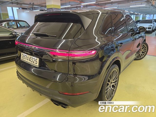 Porsche Cayenne 3.0 — пробег 54 000 км — фото 2 из 5