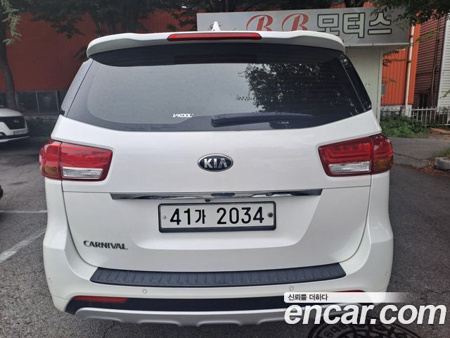 Kia Carnival из Кореи Encar