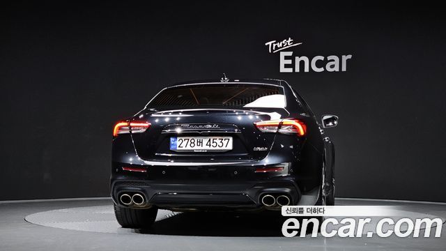Maserati Ghibli из Кореи Encar