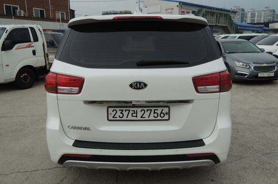 Kia Carnival 9-seater Luxury — пробег 248 311 км — фото 5 из 5