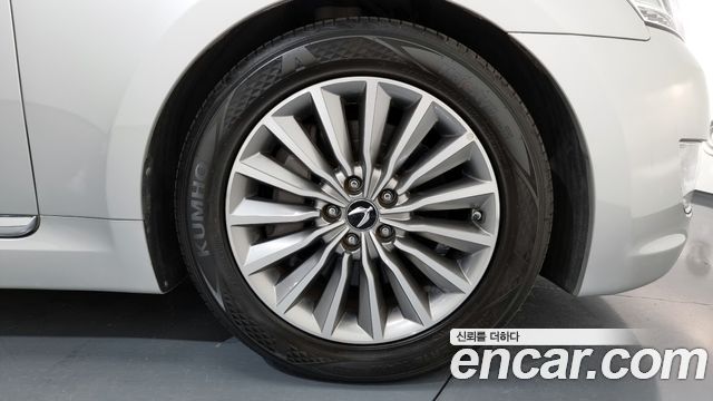 Hyundai Equus из Кореи Encar