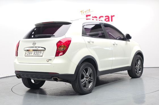 Ssangyong KORANDO Clubby 2WD Park — пробег 182 225 км — фото 2 из 5
