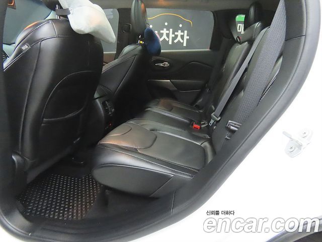 Jeep Cherokee из Кореи Encar