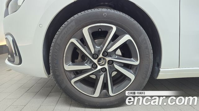 Citroen-DS C4 SpaceTourer из Кореи Encar
