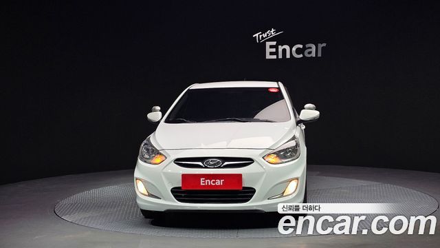 Hyundai Accent 1.4 VVT Premier — пробег 110 056 км — фото 3 из 5