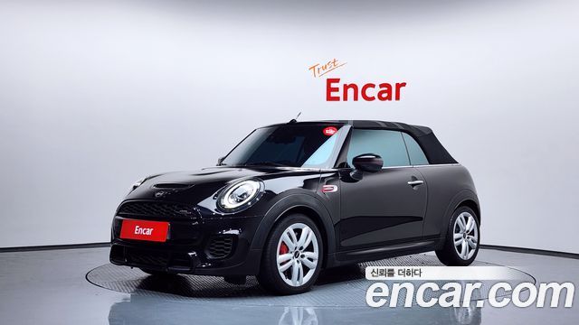 Mini Cooper Convertible JCW 3rd — пробег 108 373 км — фото 1 из 5