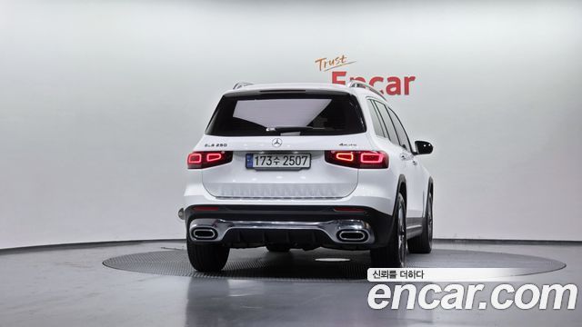 Mercedes-Benz GLB-Class из Кореи Encar