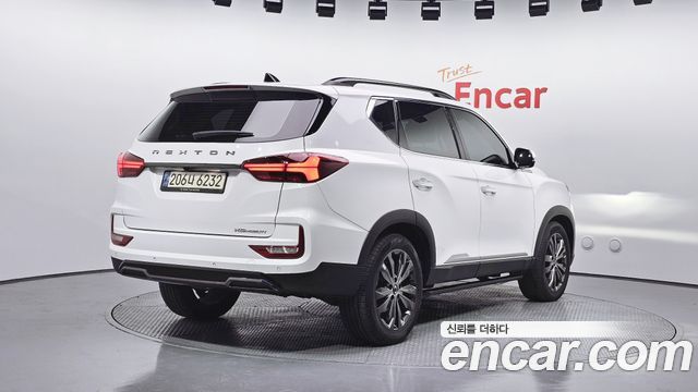 Ssangyong Rexton Disel 2.2 4WD The Black — пробег 21 846 км — фото 2 из 5