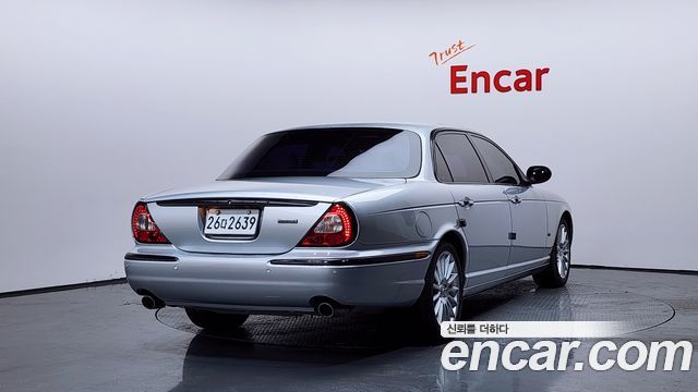 Jaguar XJ из Кореи Encar