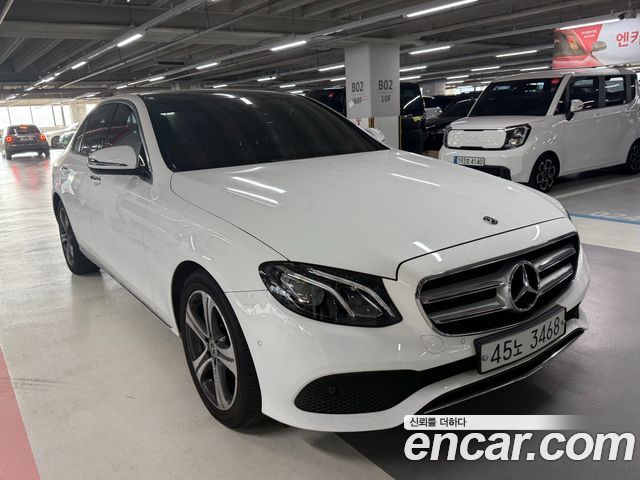 Mercedes-Benz E-Class из Кореи Encar