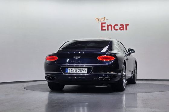 Bentley Continental 4.0 GT — пробег 31 432 км — фото 4 из 5