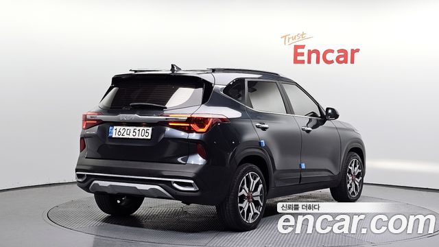 Kia Seltos из Кореи Encar