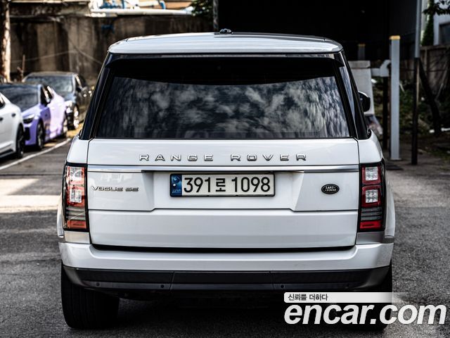 Land Rover Range Rover 3.0 TDV6 Vogue SE DIESEL — пробег 256 100 км — фото 5 из 5