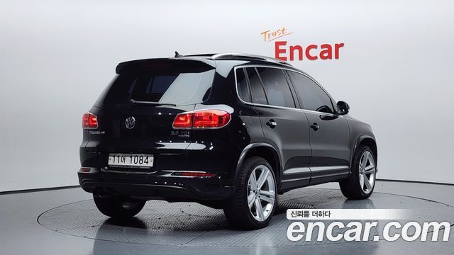 Volkswagen Tiguan 2.0 TDI R-Line 5N — пробег 166 085 км — фото 2 из 5