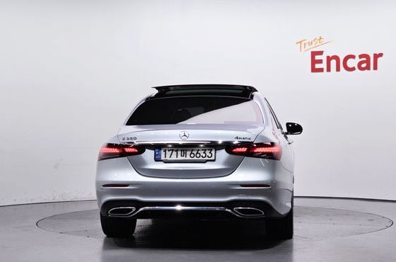 Mercedes-Benz E-Class E350 4MATIC AMG Line — пробег 45 187 км — фото 4 из 5