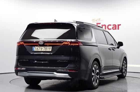Kia Carnival Gasoline 7-Seater Signature — пробег 85 427 км — фото 2 из 5