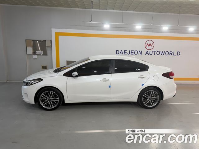 Kia K3 из Кореи Encar