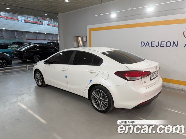 Kia K3 из Кореи Encar