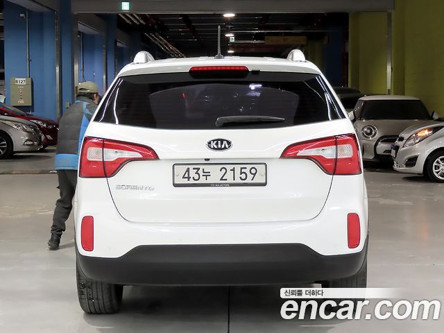 Kia Sorento Diesel 2.0 2WD Trendy — пробег 180 352 км — фото 3 из 5