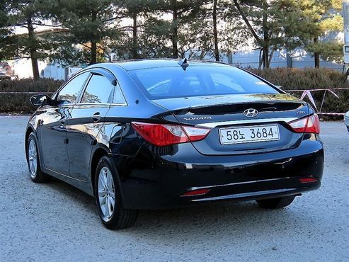 Hyundai Sonata LPi Top — пробег 144 096 км — фото 3 из 5