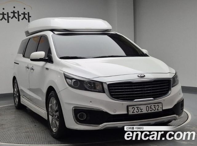 Kia Carnival 9-seater Hi-Limousine Prestige High roof — пробег 200 184 км — фото 4 из 5