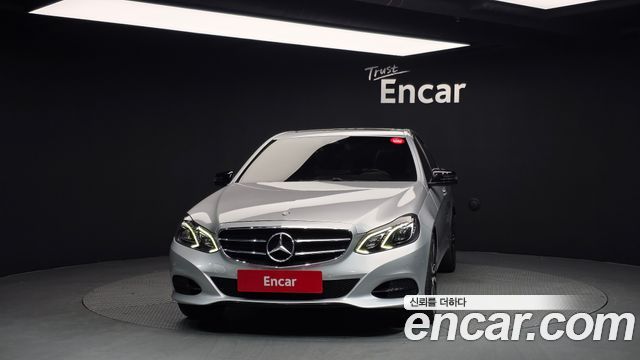 Mercedes-Benz E-Class E220 Bluetec Avantgarde Sport — пробег 148 703 км — фото 3 из 5