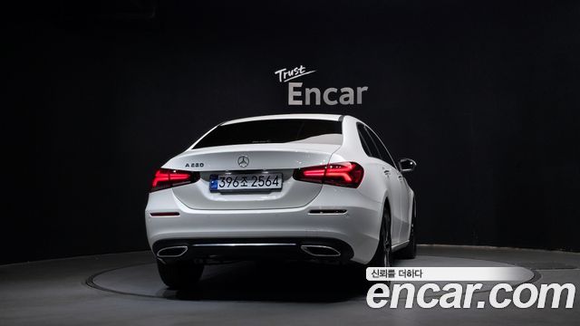 Mercedes-Benz A-Class из Кореи Encar