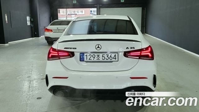 Mercedes-Benz A-Class AMG A35 4MATIC Sedan — пробег 25 305 км — фото 4 из 5