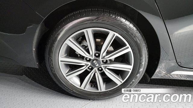 Kia K5 из Кореи Encar