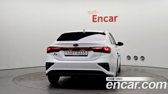 Kia K3 из Кореи Encar