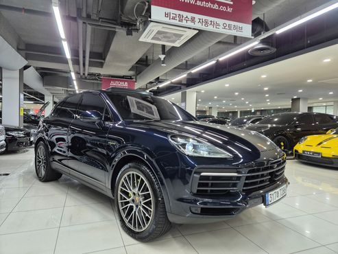 Porsche Cayenne 3.0 E-HYBRID PLATINUM EDITION — пробег 37 878 км — фото 2 из 5