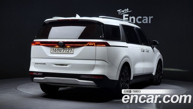Kia Carnival из Кореи Encar