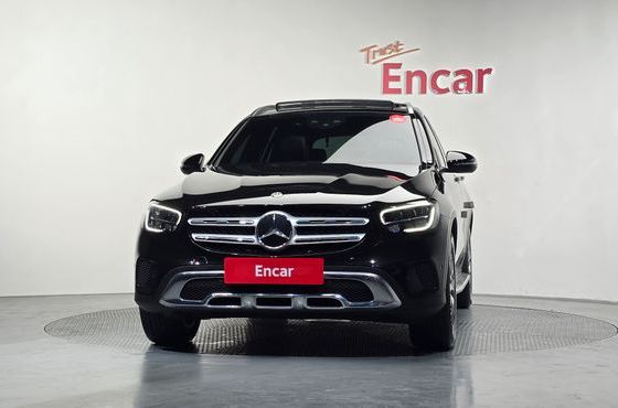Mercedes-Benz GLC-Class GLC300 4MATIC Premium — пробег 17 463 км — фото 3 из 5