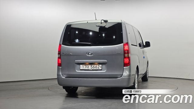 Hyundai Starex Urban 9-Seater Premium — пробег 73 186 км — фото 4 из 5
