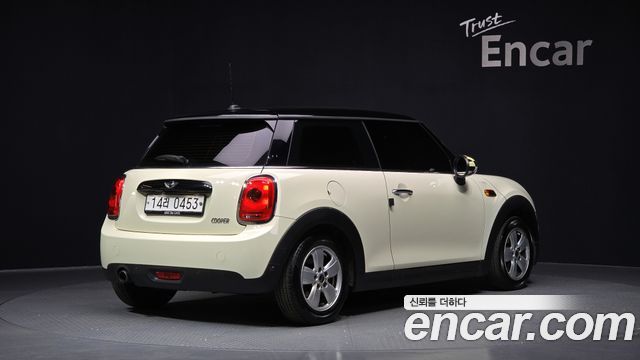 Mini Cooper из Кореи Encar