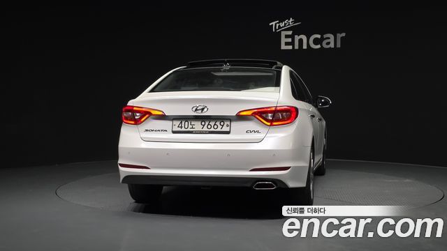 Hyundai Sonata 2.0 Premium — пробег 143 474 км — фото 4 из 5