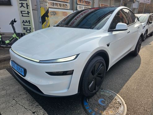 Tesla Model Y RWD — пробег 500 км — фото 3 из 5