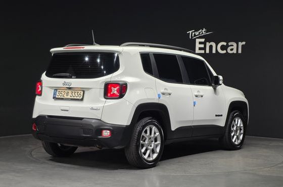 Jeep Renegade 2.4 Longitude — пробег 63 607 км — фото 2 из 5