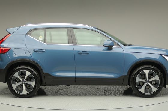 Volvo XC40 B4 Ultra Bright — пробег 326 км — фото 4 из 5
