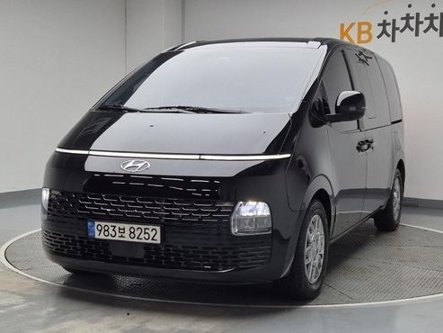 Hyundai Staria Cargo 5-Seater Modern — пробег 13 049 км — фото 1 из 5