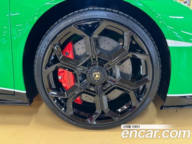 Lamborghini Huracan из Кореи Encar
