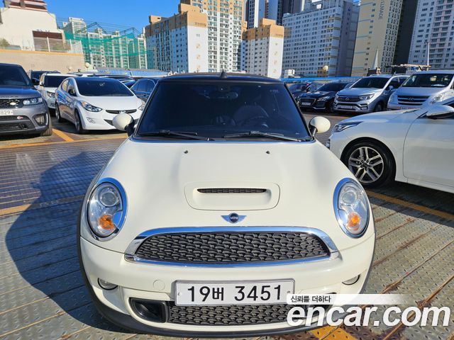 Mini Cooper Convertible Standard Second Generation — пробег 126 081 км — фото 1 из 5