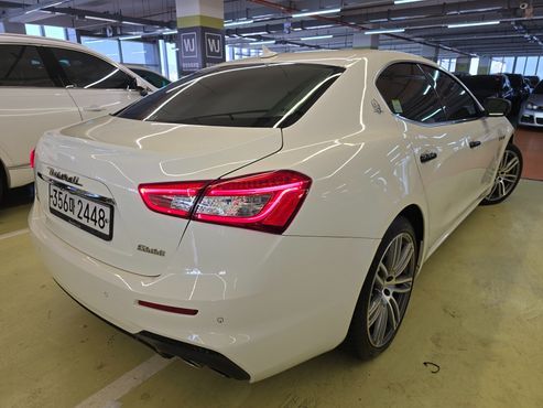 Maserati Ghibli 3.0S Q4 GranSport 3rd — пробег 57 000 км — фото 2 из 5