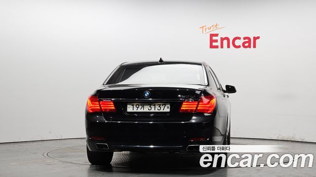 BMW 7-Series 750Li xDrive — пробег 90 246 км — фото 4 из 5