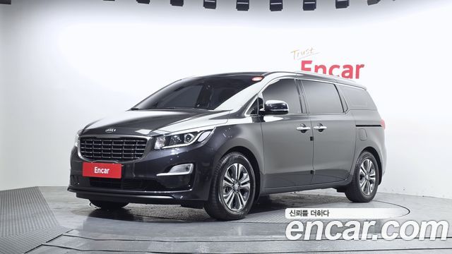 Kia Carnival 11-Seater Prestige — пробег 19 213 км — фото 1 из 5