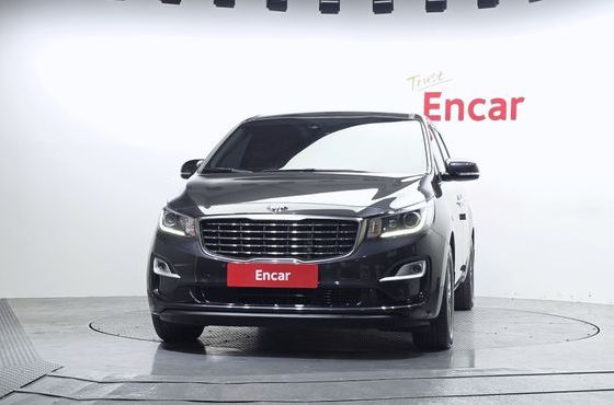 Kia Carnival 11-Seater Prestige — пробег 19 213 км — фото 3 из 5