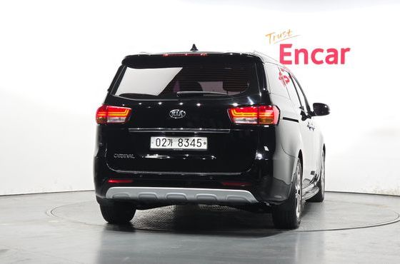 Kia Carnival 9-seater Noblesse — пробег 99 779 км — фото 4 из 5